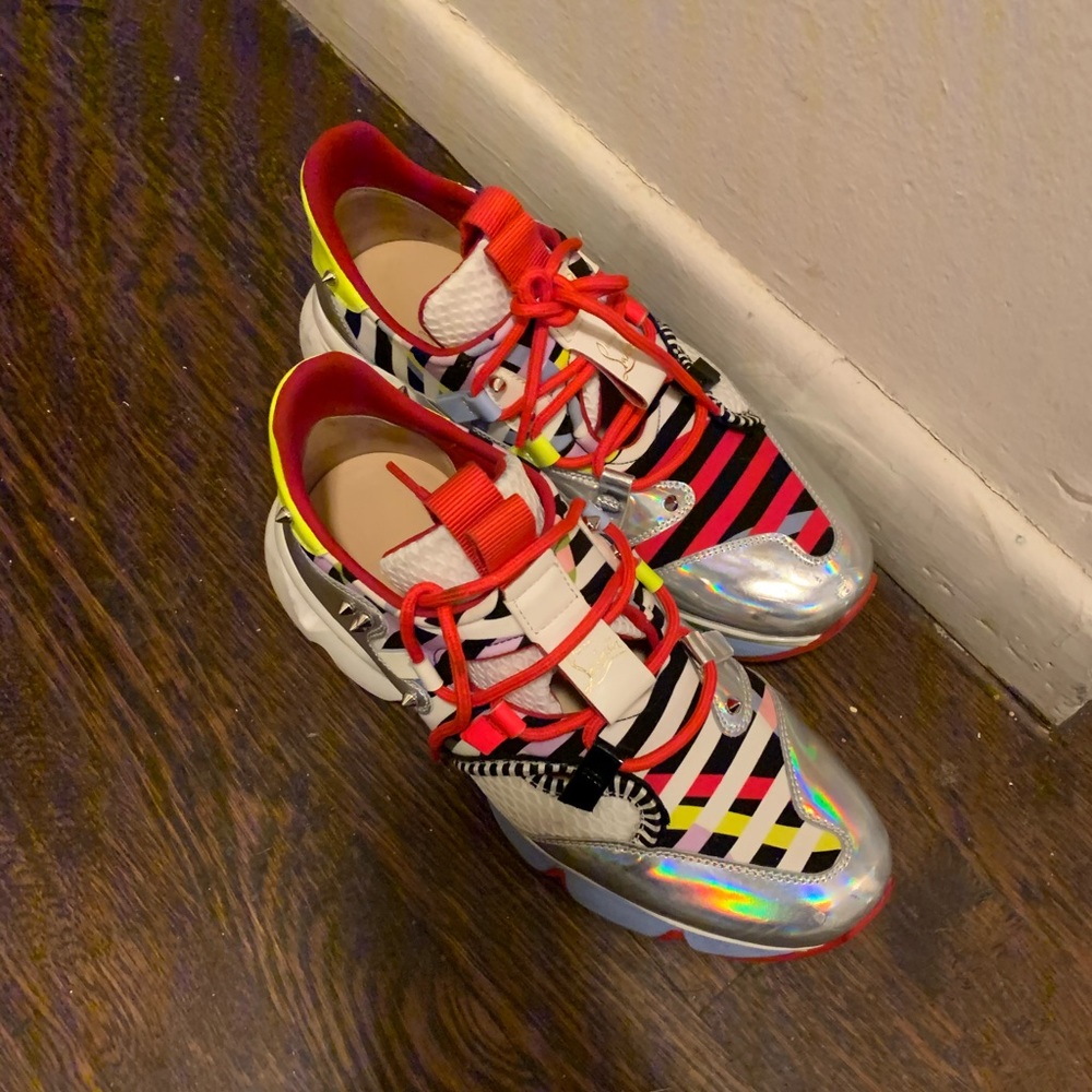 Sneakers